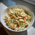 Coleslaw med æble