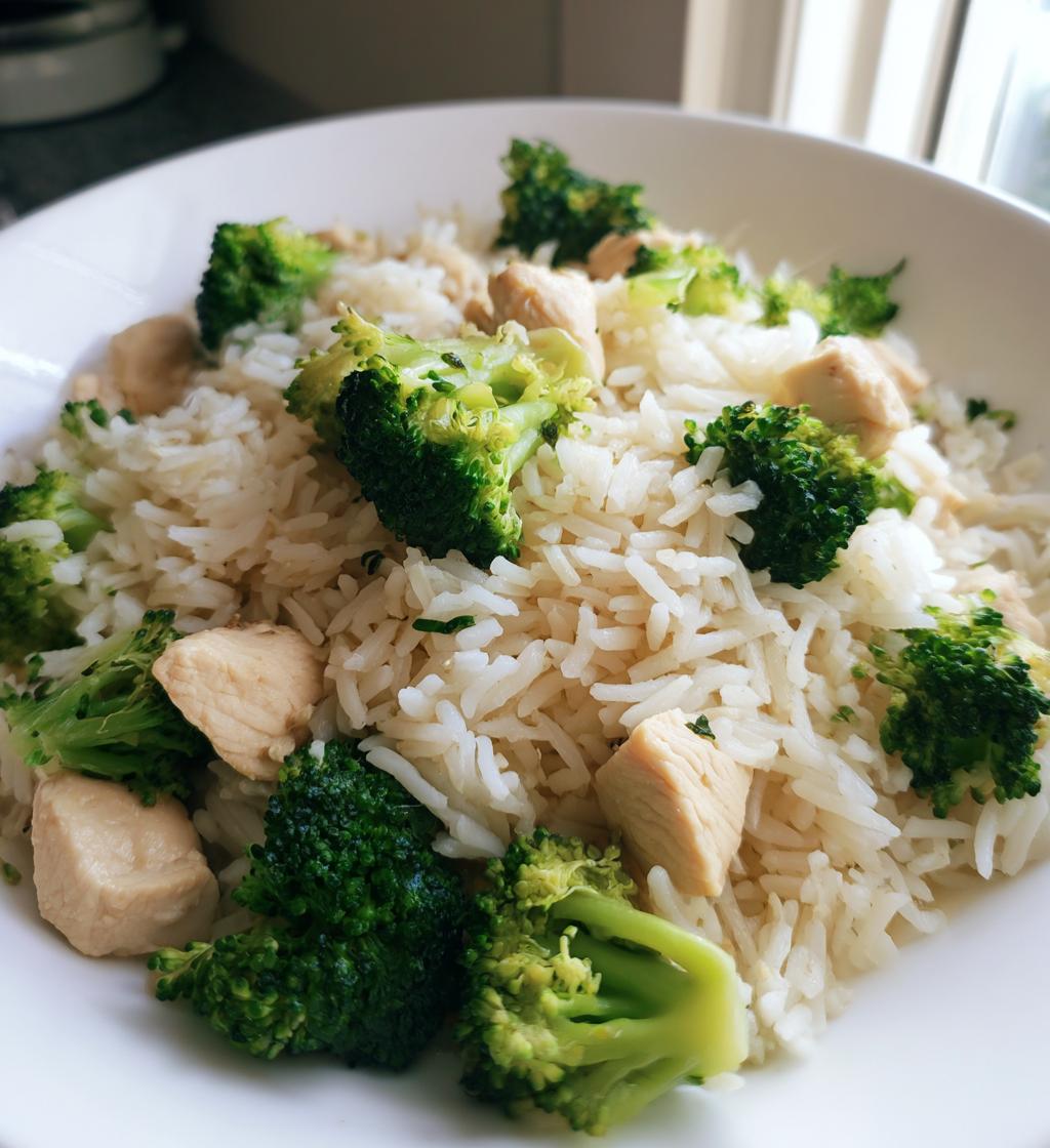 Ris med broccoli og kylling