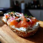 Bagel med laks og flødeost