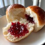 Fastelavnsboller med tranebær