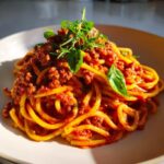 Oksekødspasta med tomatsauce