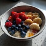 Quinoagrød med frugt