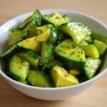 Avocado- og agurkesalat